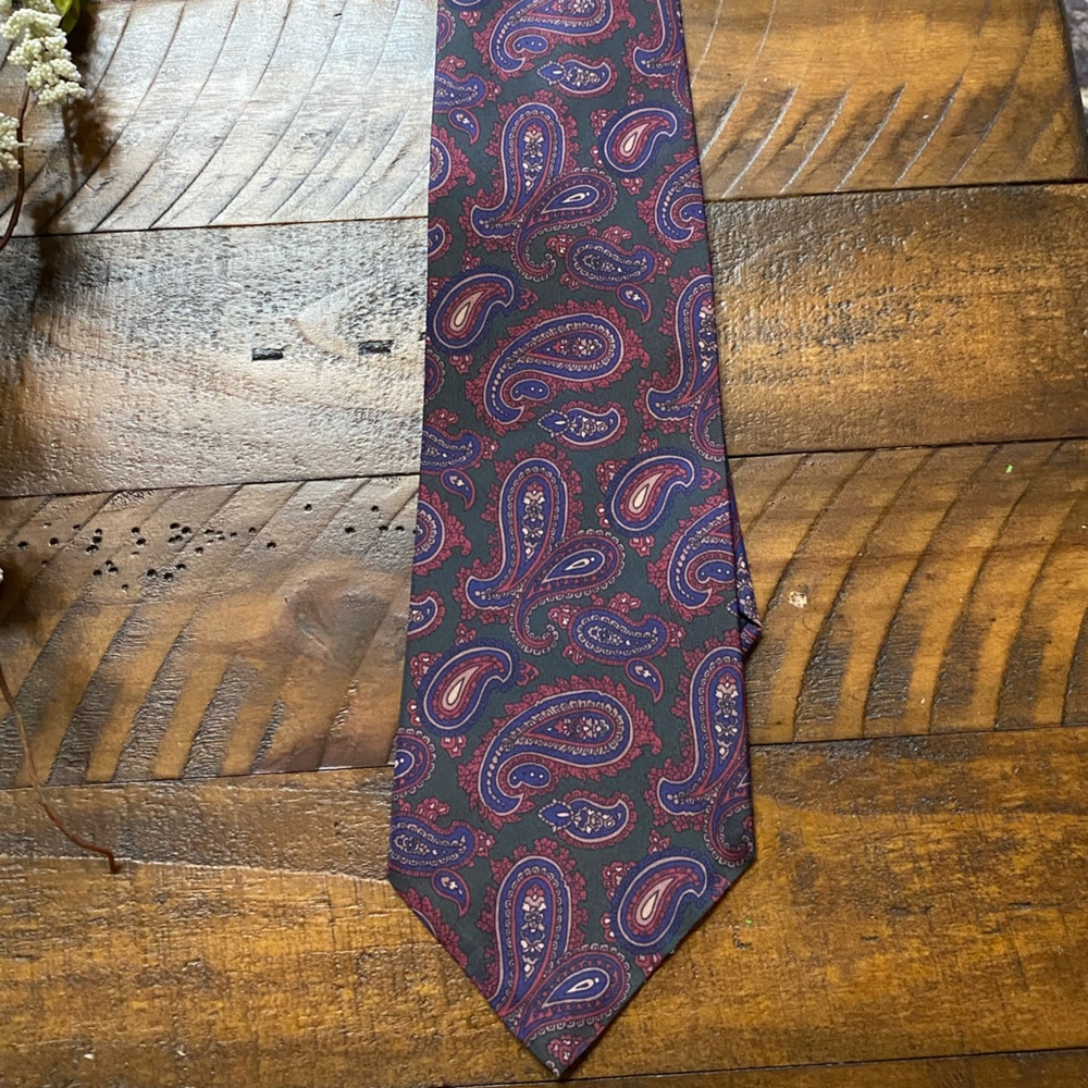 Italian All Silk Handmade Mens Paisley Tie Green Burgundy Blue Necktie
